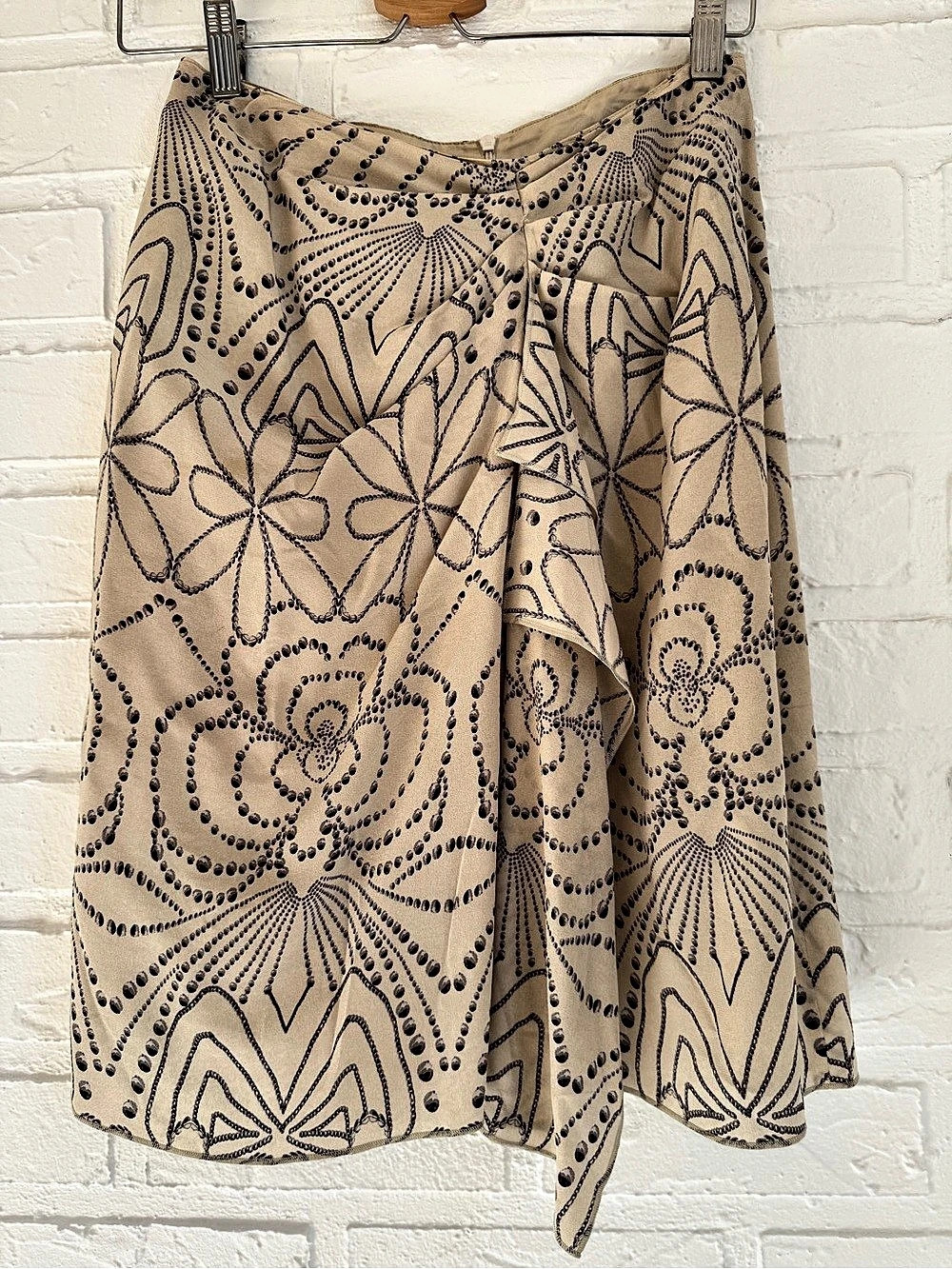 Philosophy di Alberta Ferretti Silk Geometric A-Line Skirt Beige & Black Waist 4